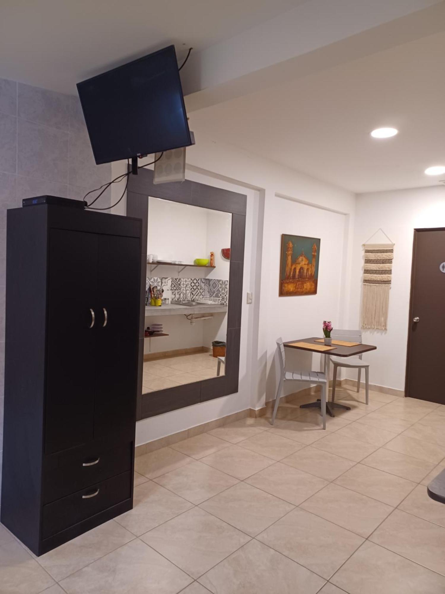 Charlys Place San Salvador Dış mekan fotoğraf